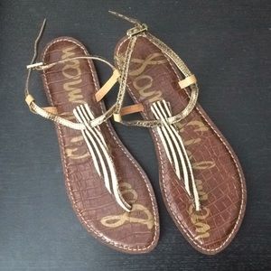 Sam Edelman T strap sandals with gold detail